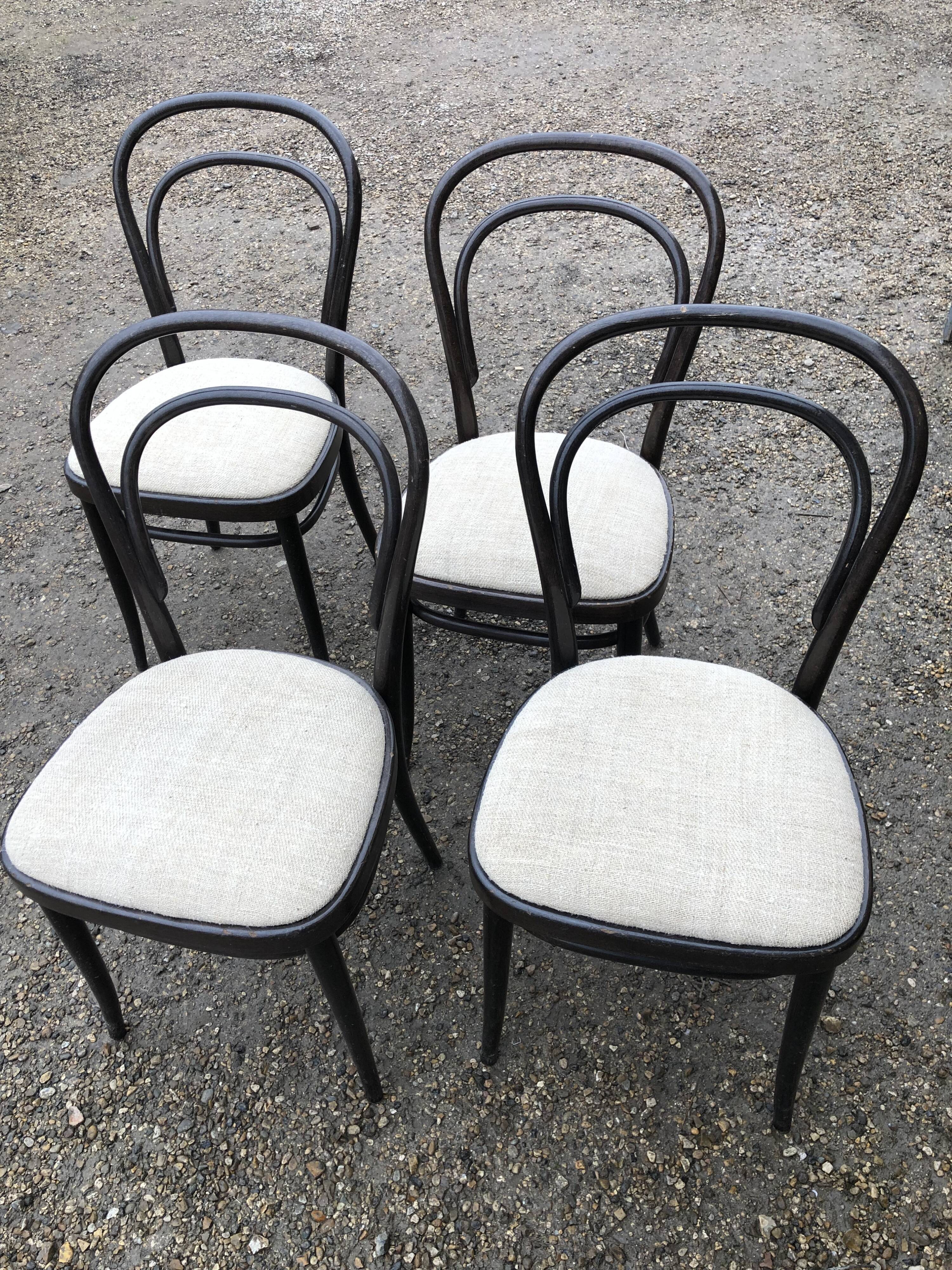 Série de 4 chaises bistro