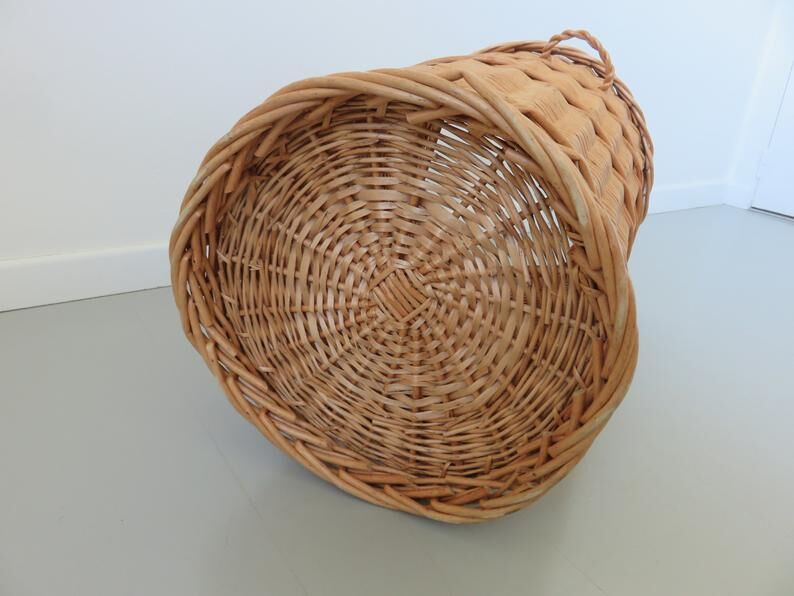 Rattan basket with handles and lid 60/70