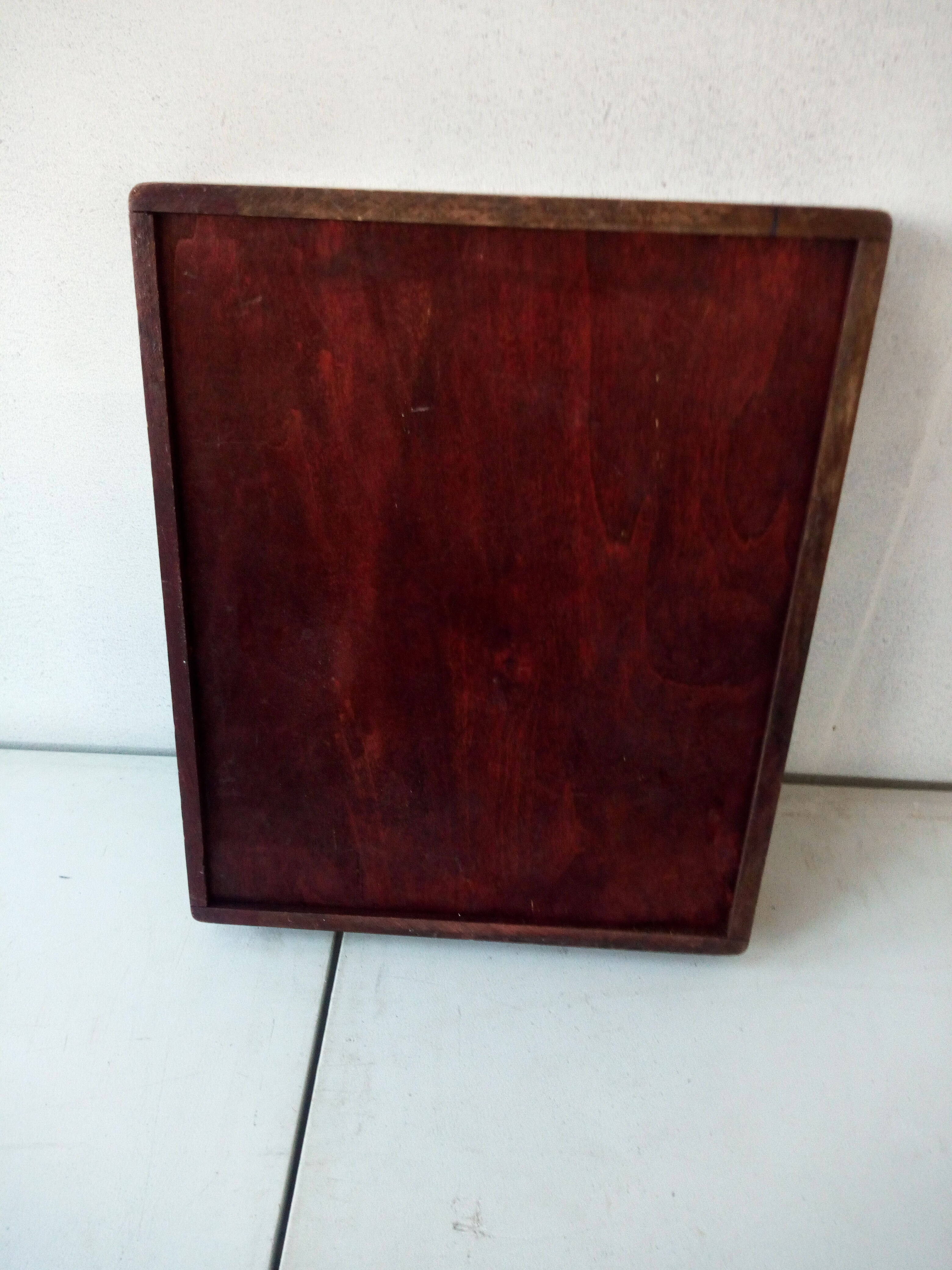 The yellow dwarf game