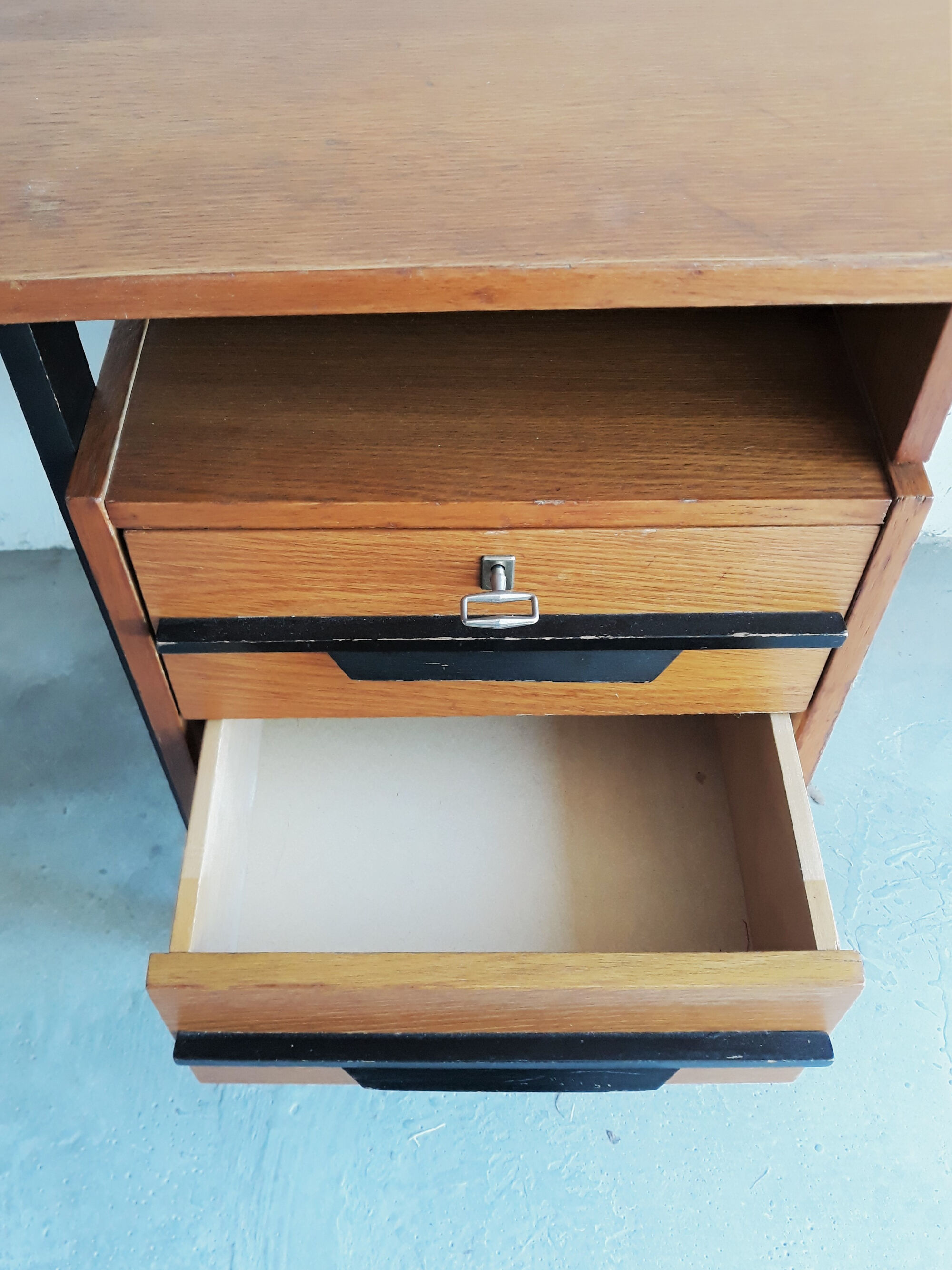 Bureau moderniste vintage 1950