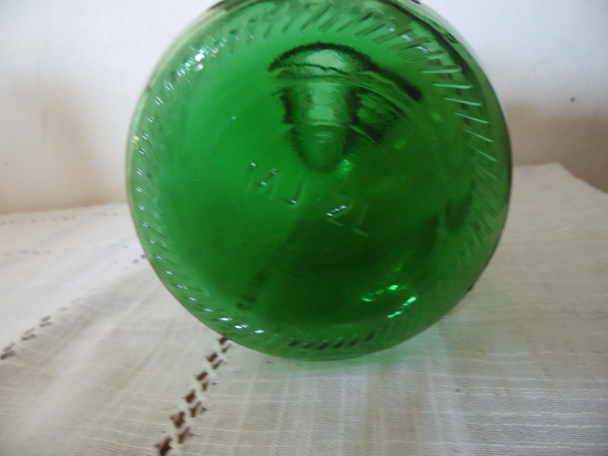 Cylinder glass handle a transparent color dark green