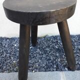 Tripod farm stool