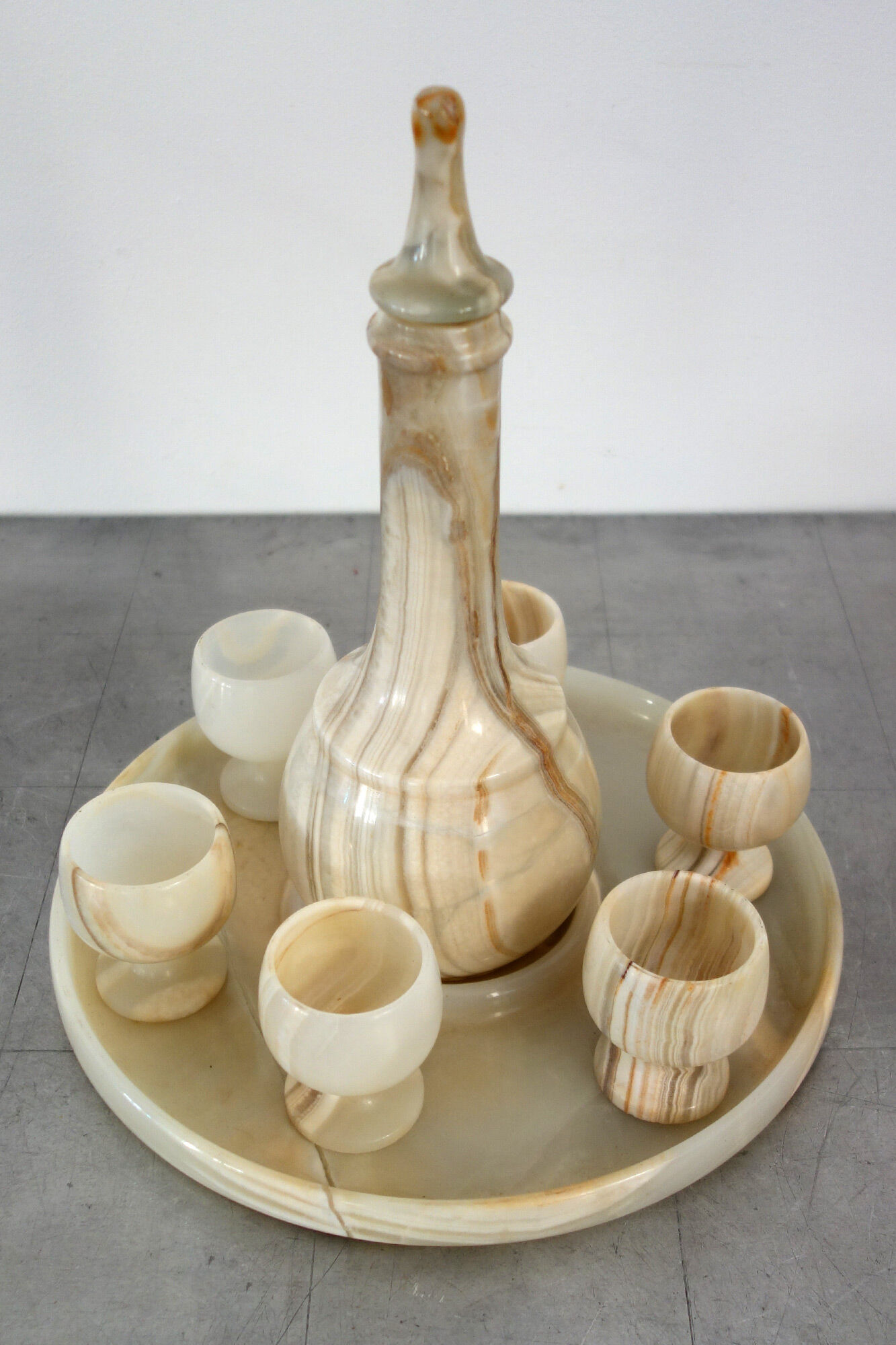 Vintage onyx liquor service