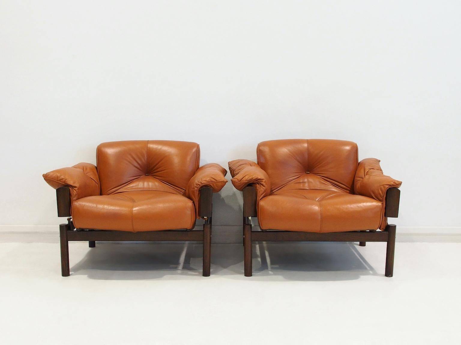Ensemble de fauteuils MP-13 de Percival Lafer en cuir cognac
