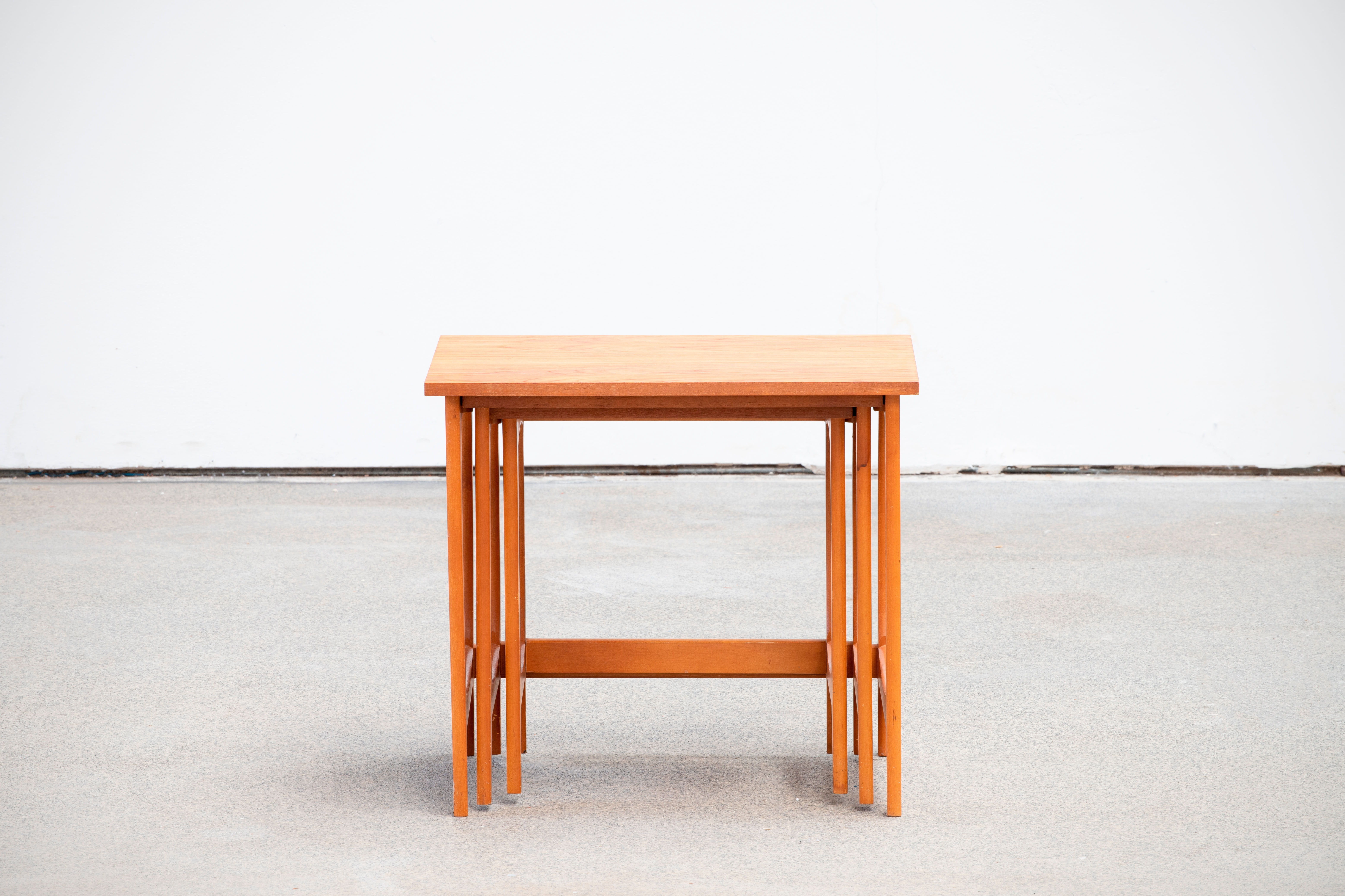 Tables basse gigogne (x3) scandinave vintage 1960