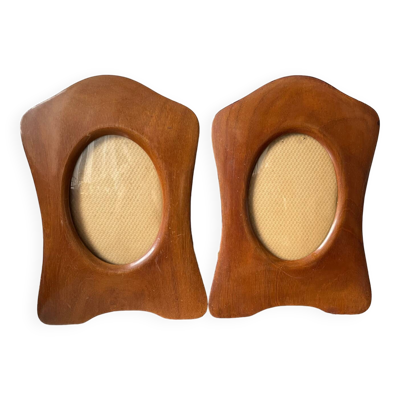 Paire de cadres antiques identiques en bois d'acajou art déco mesurant chacun 25 cm x 17,5 cm verres convexes