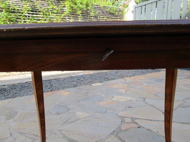 Antique inlaid opening side table