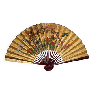 Grand éventail d'art asiatique