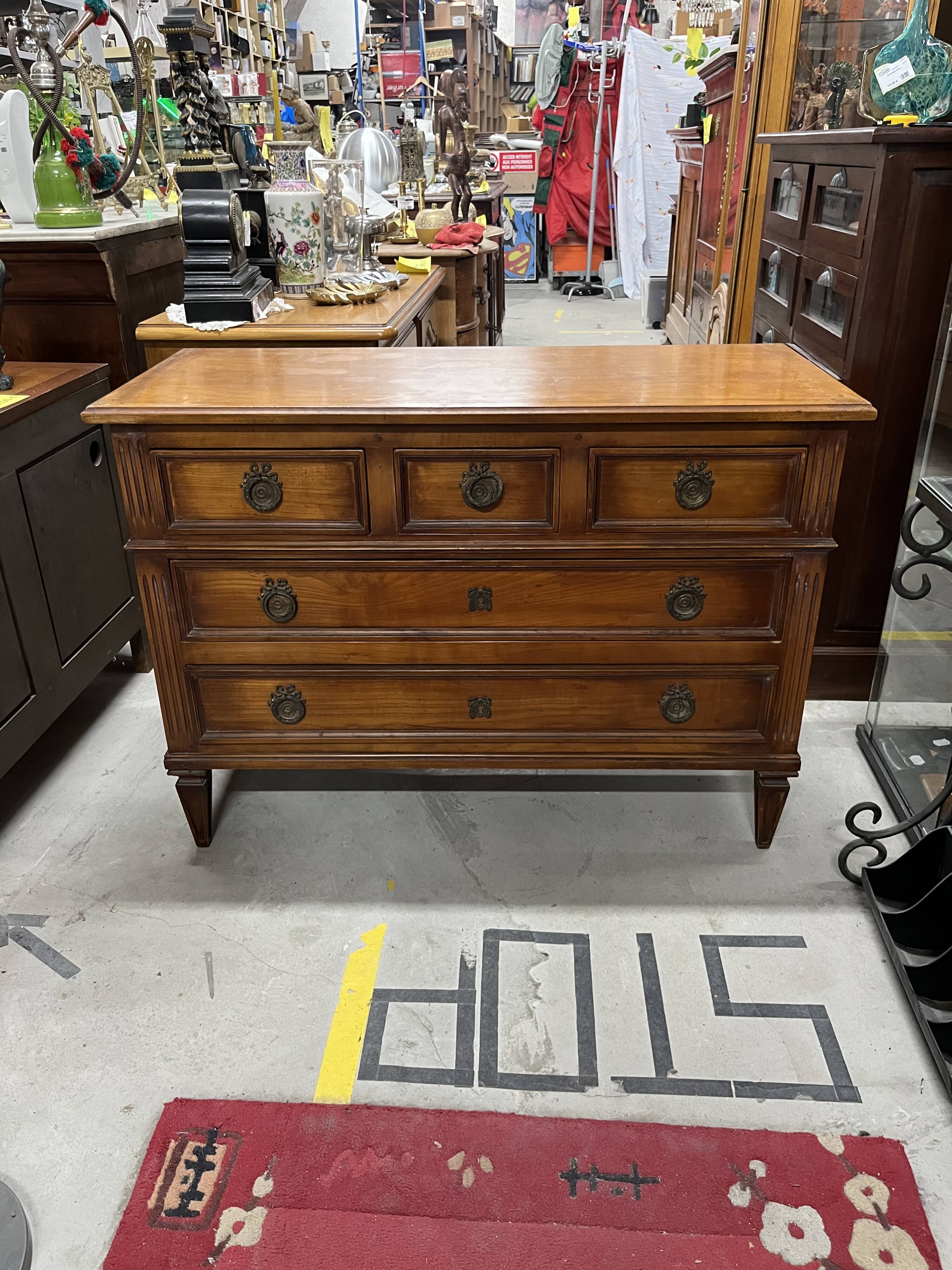 Louis XVI style chest of drawers in walnut