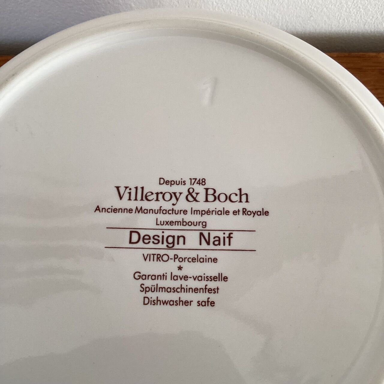 Porcelain box, naïve design collection, décor signed Laplau - 1980s, Villeroy & Boch