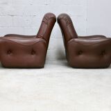 Pair of "space age" armchairs. Circa 1970