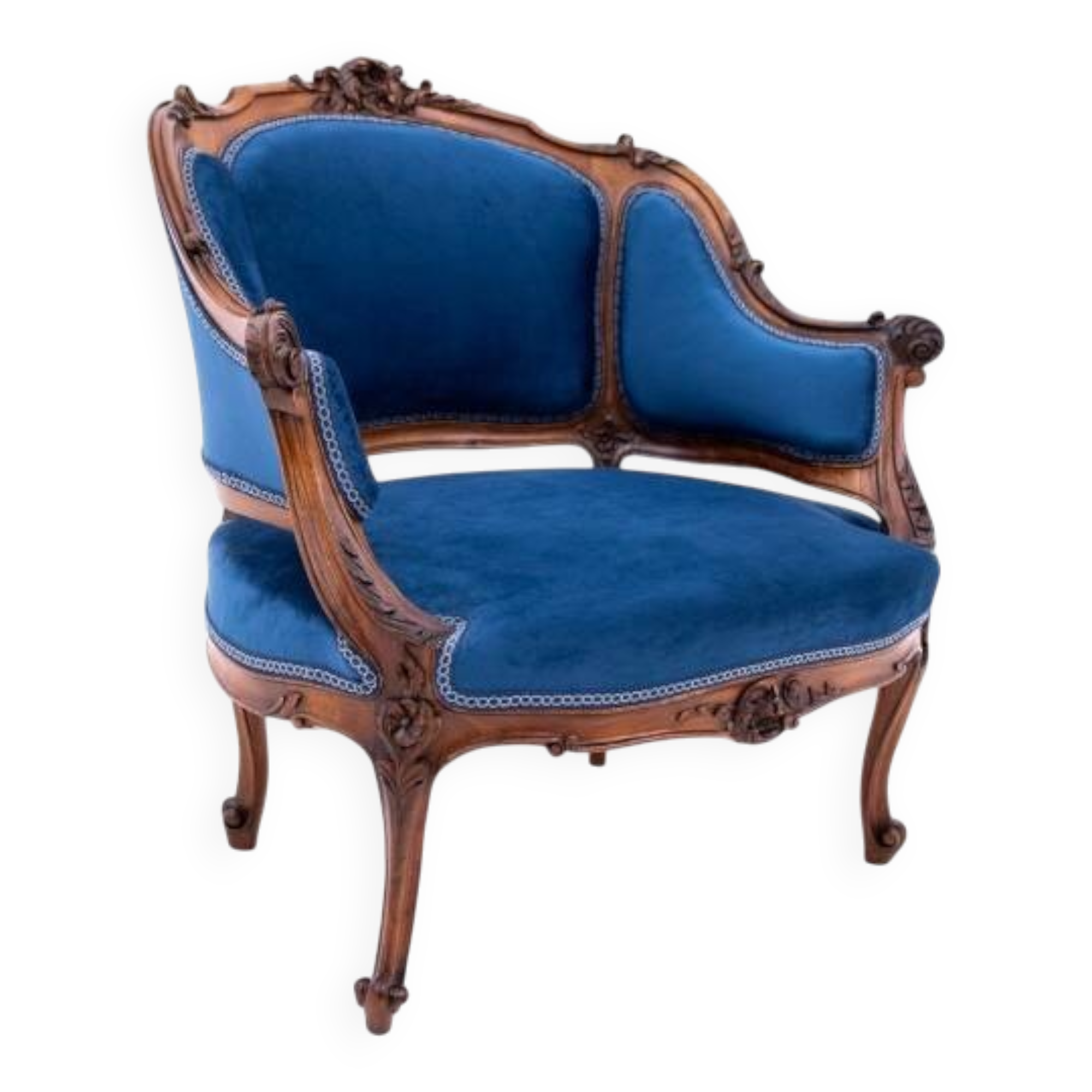 A late 19th-century French bergère armchair. After renovation.