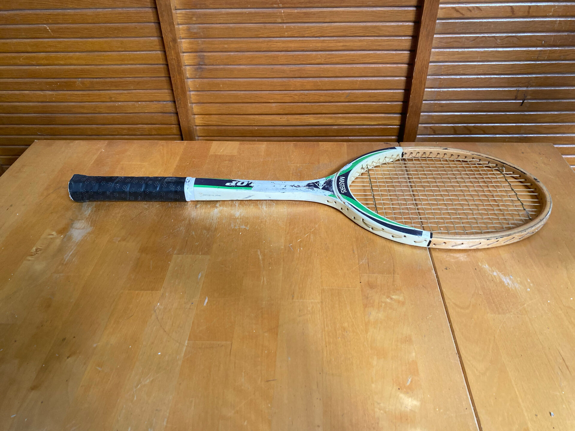 Vintage DUNLOP Master Wooden Tennis Racket #E232
