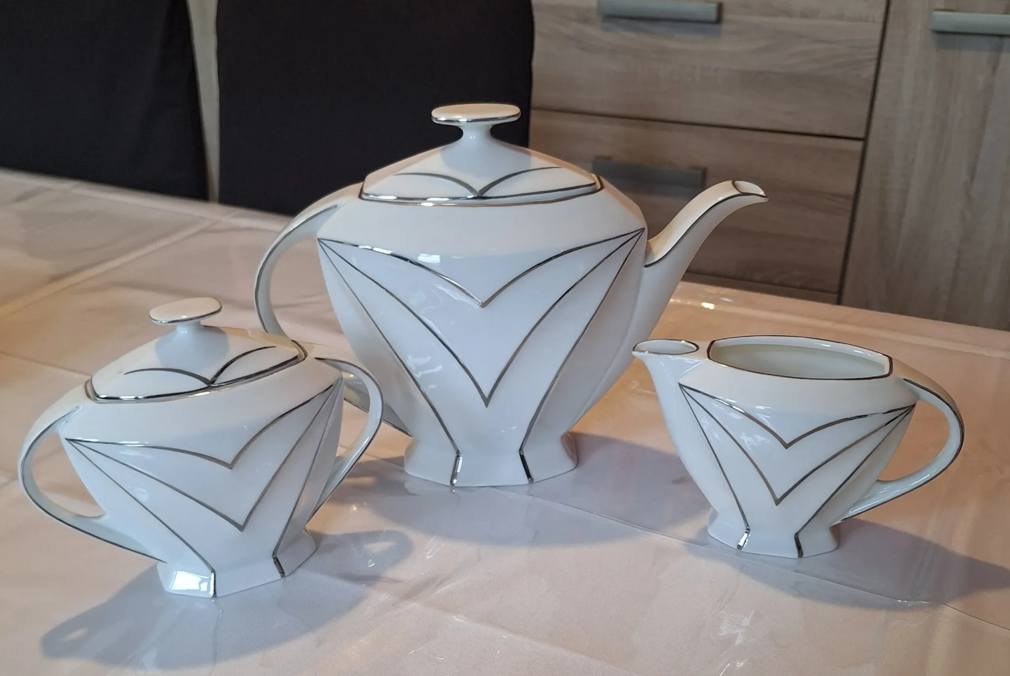 Art Deco 3-piece coffee/tea service