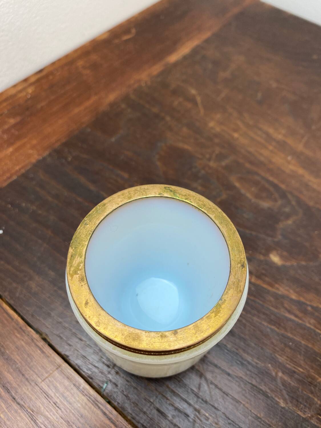 Opaline and brass pot