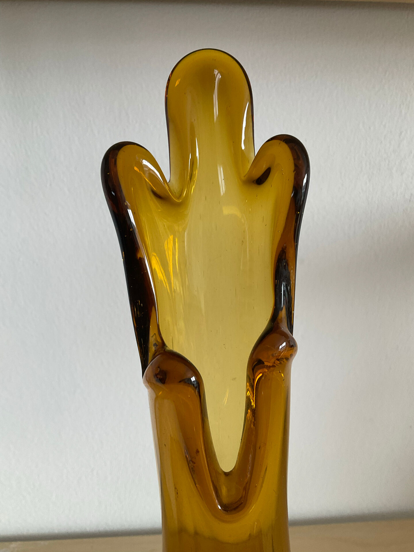 Vintage "Swung vase" in amber glass