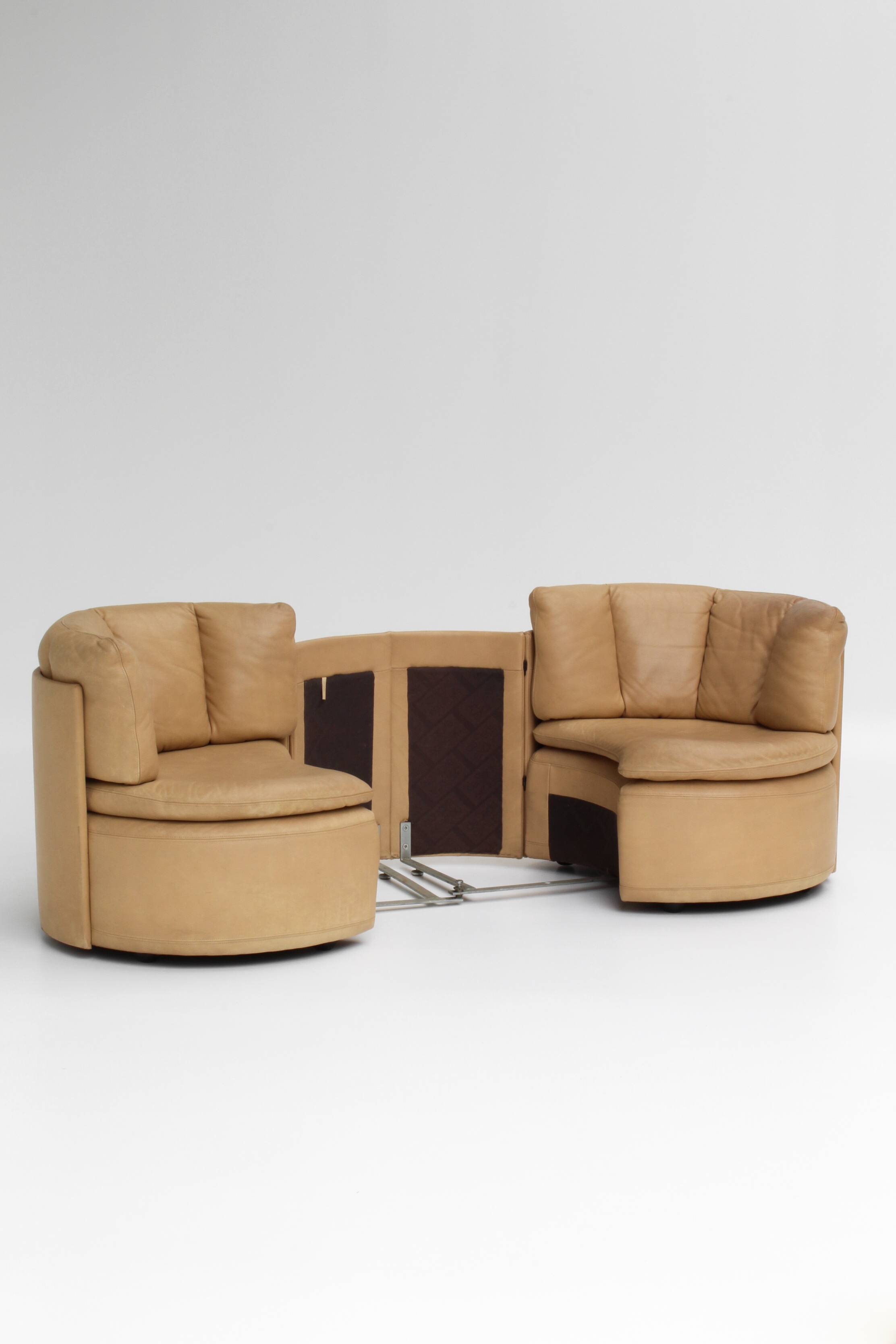 Vintage DS-800 “Biscuit” sofa by De Sede – beige leather 1970s