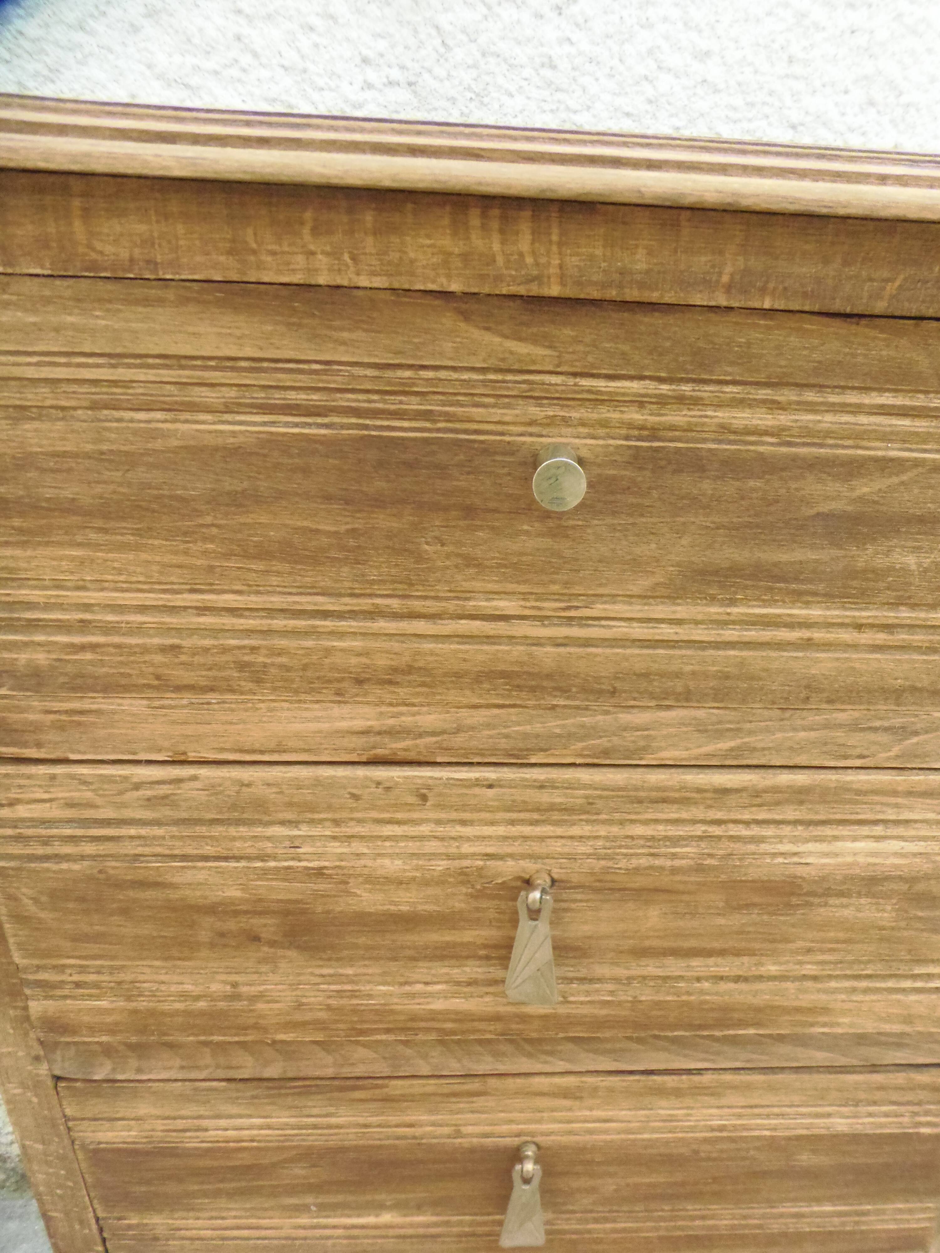 Art Deco chest of drawers in raw wood with 5 drawers.