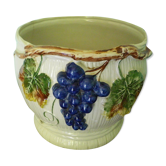Ceramic flower pot with dabbling decorations