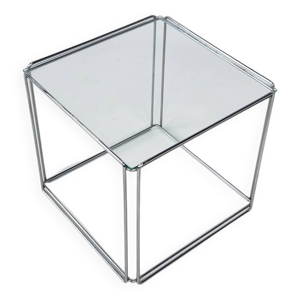 Table d'appoint en acier