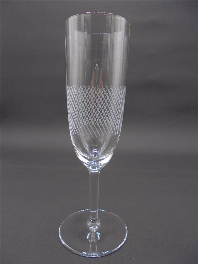 Lot of 6 mismatched champagne flutes
