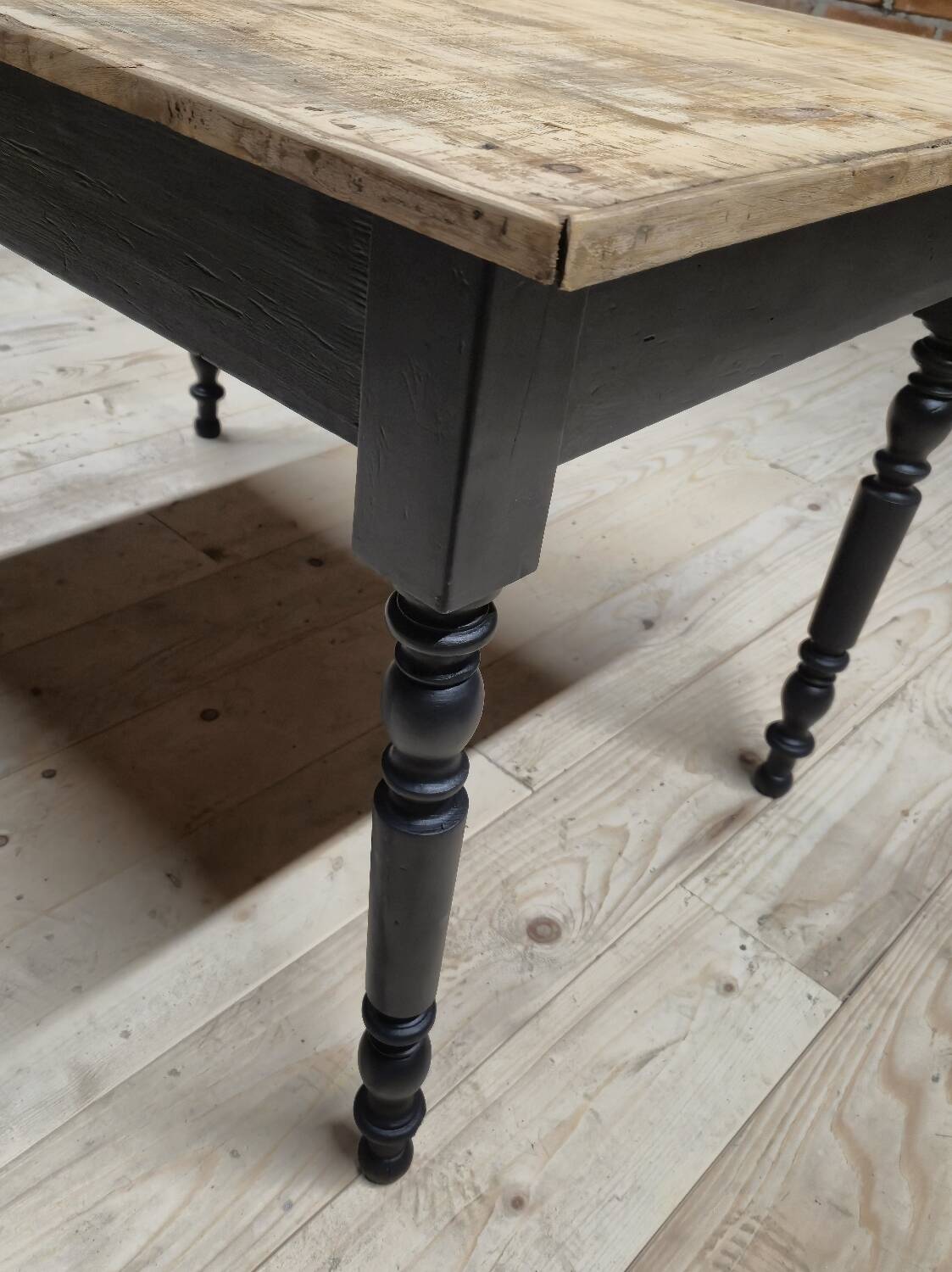 Louis Philippe style 1900s bistro farmhouse table with swivel legs