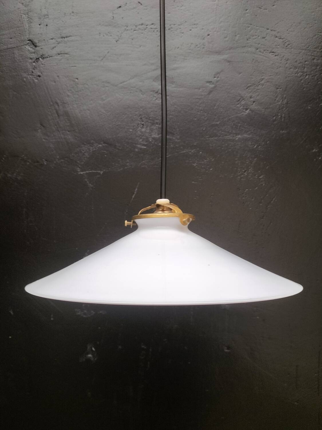 Opaline pendant light