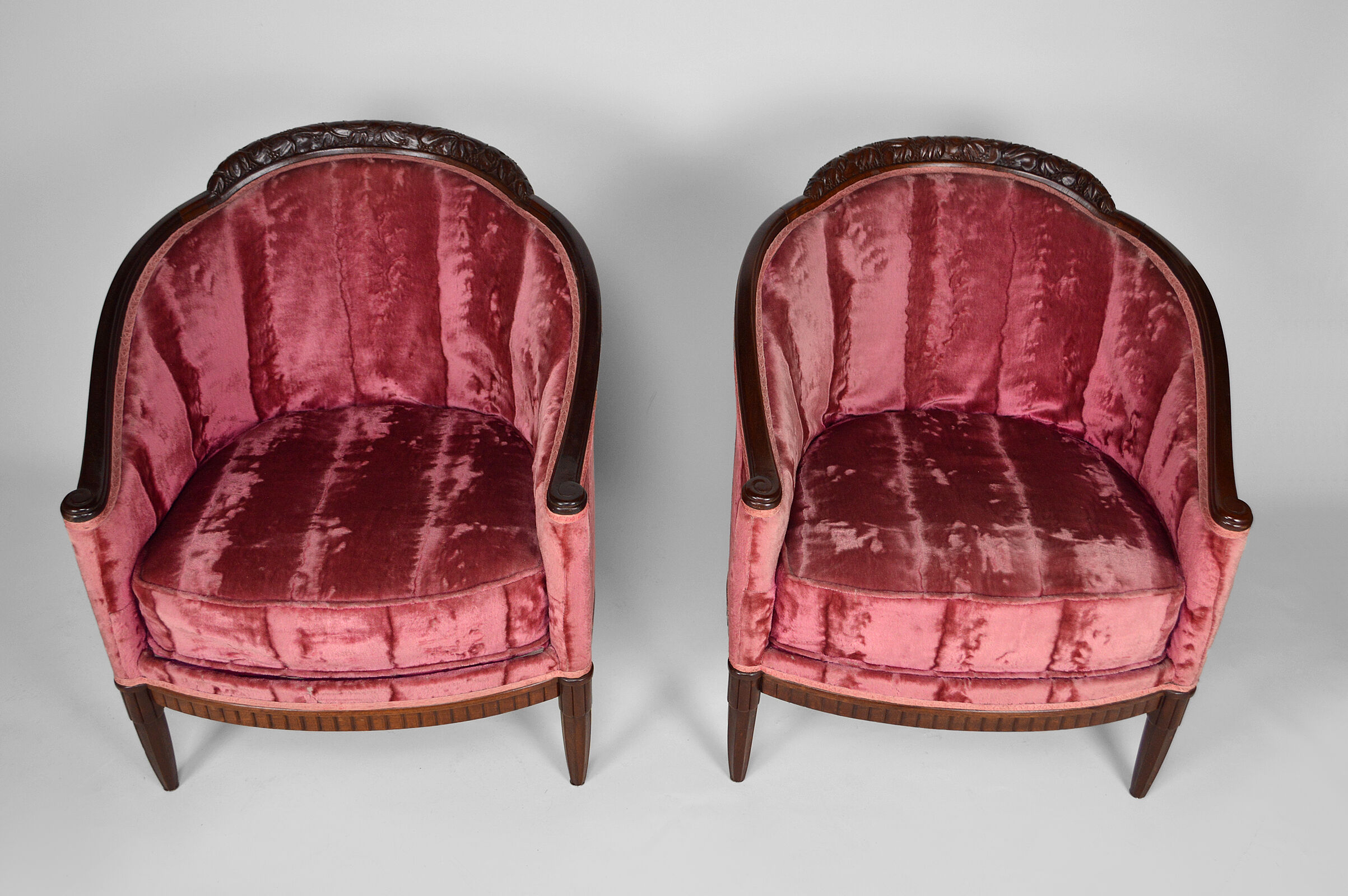 Art Deco Salon by Paul Follot in pink velvet, circa 1920