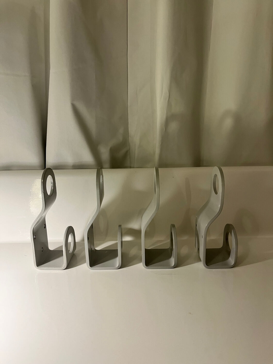 Lot de 4 patères – Étienne Fermigier – 1967 – Design français – Très b