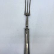 Fourchette de service en métal argenté
