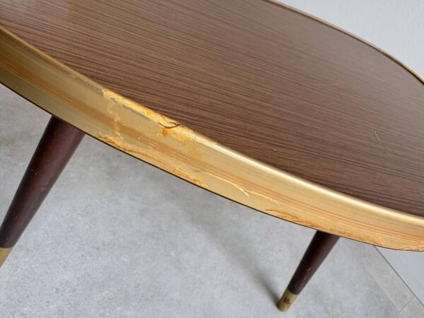 Table d'appoint vintage / support de plante avec un plateau en formica