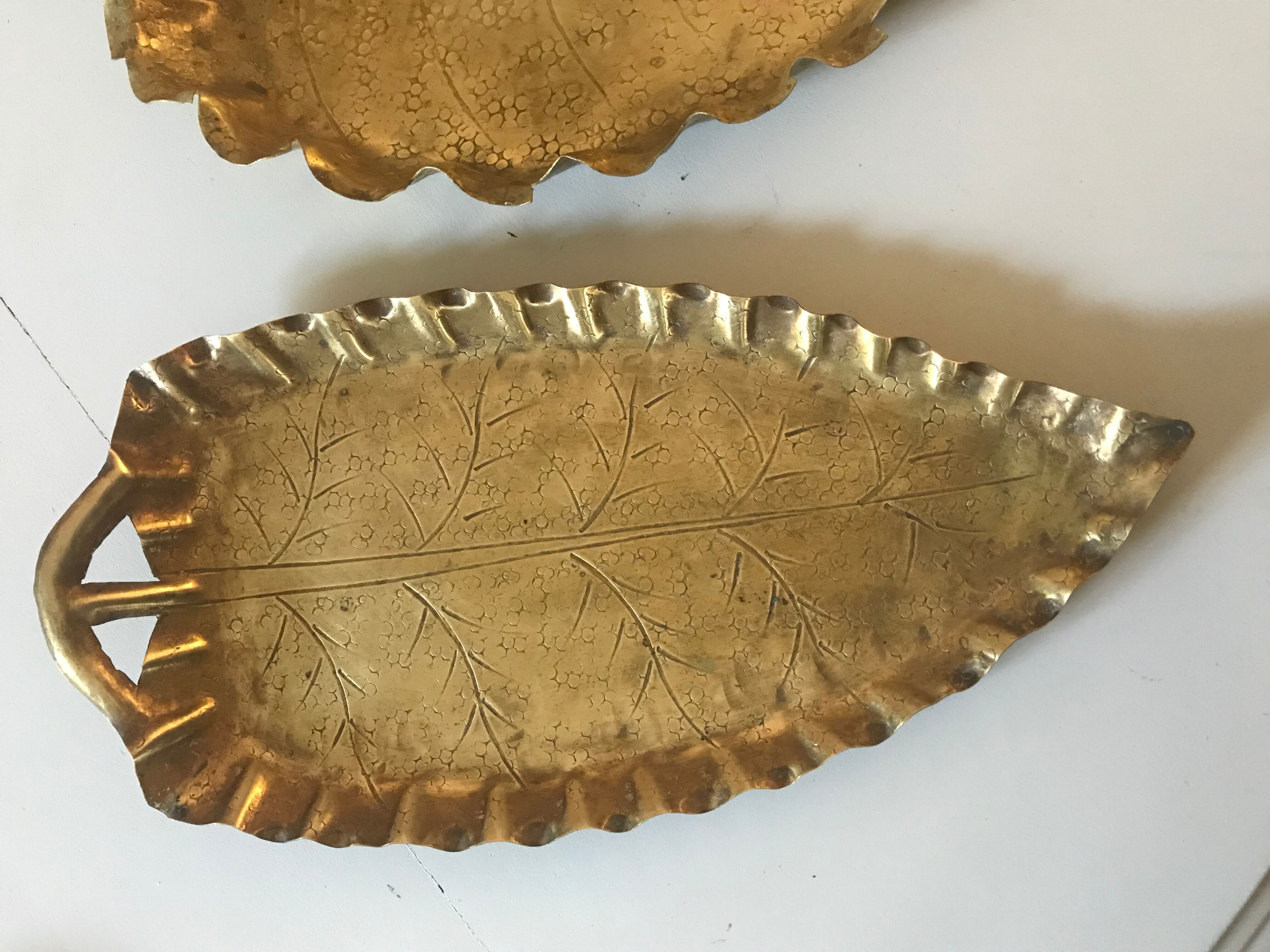 Set of 2 vintage empty pockets