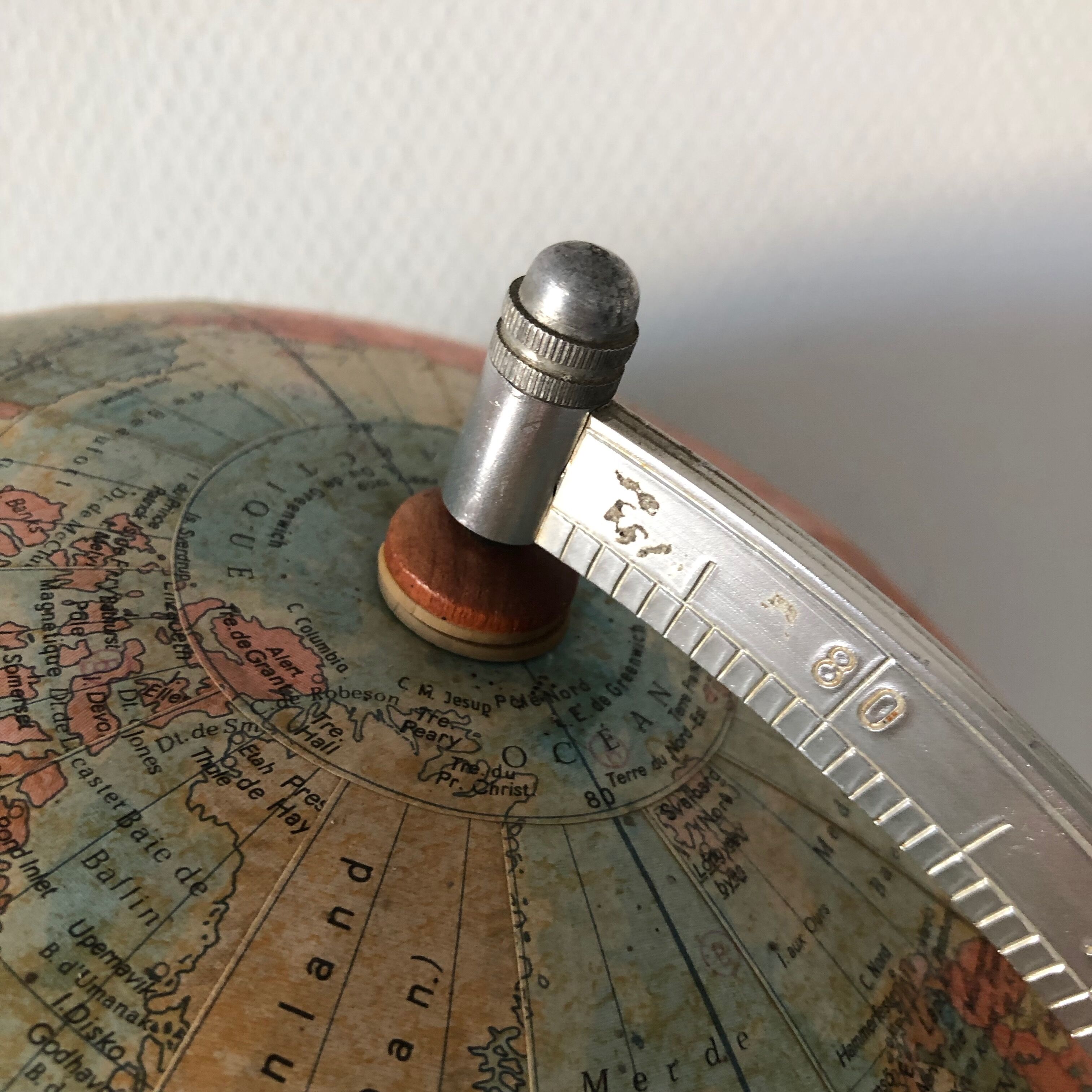 Globe terrestre de Räth 44cm ex-RDA vintage 1975