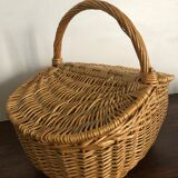 Braided wicker basket