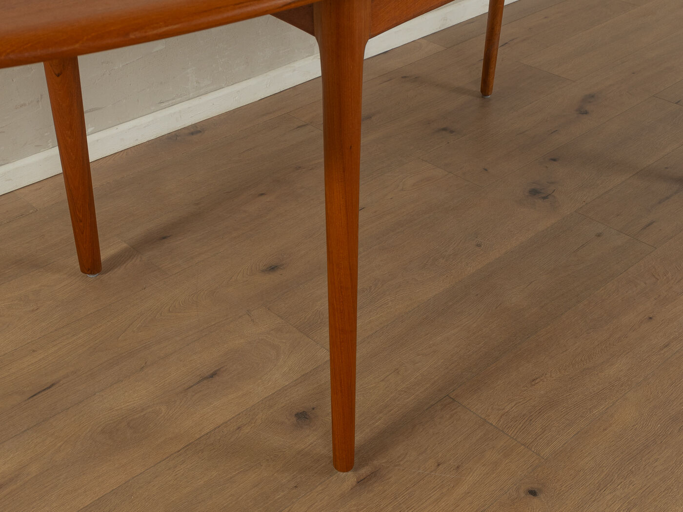 1960s butterfly dining table, Svend Aage Madsen