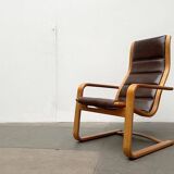 Vintage Swedish armchair model Lamello in beech by Yngve Ekström for Swedese, 1970s.