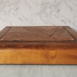 Underside of flat sheets wood and tile