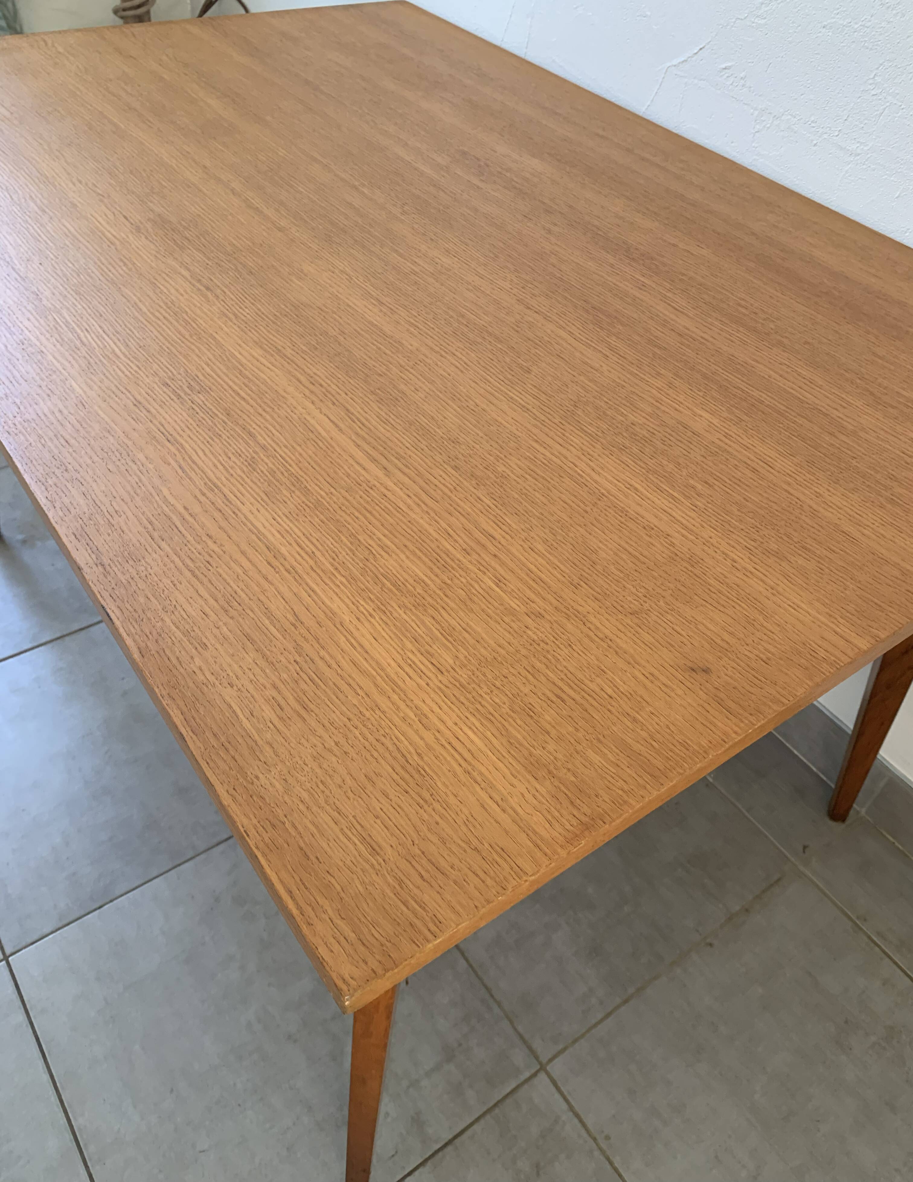 Table en chêne, années 50