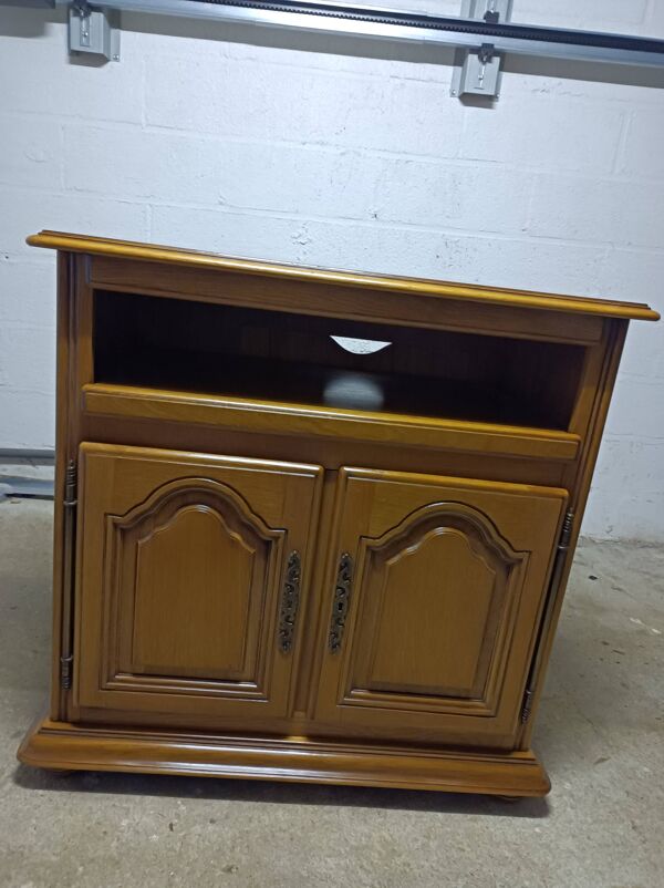 Meuble plateau tournant