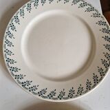 12 assiettes plates Choisy le Roi en terre de fer modèle 1212