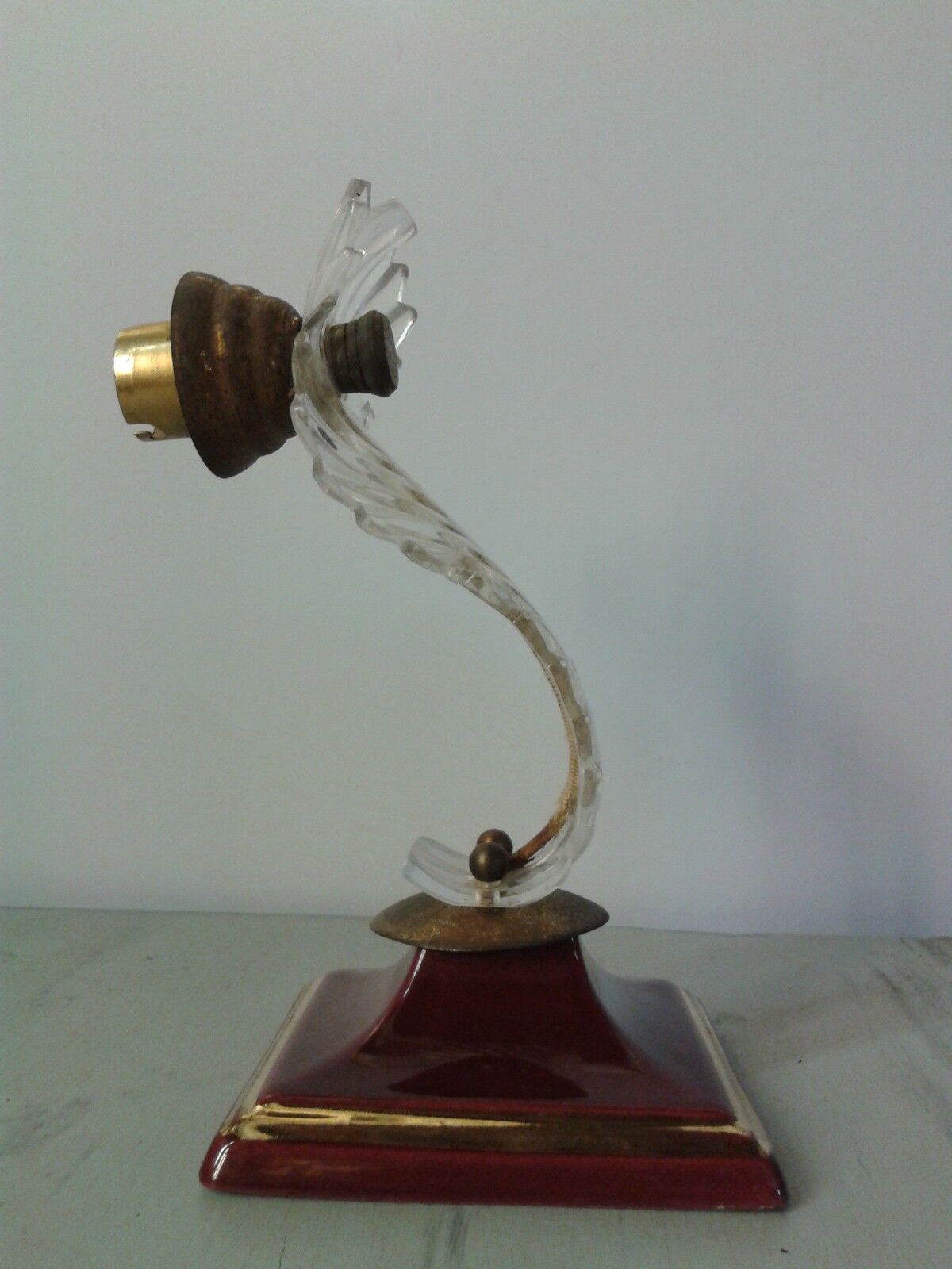 Applies earthenware plexiglas 50s