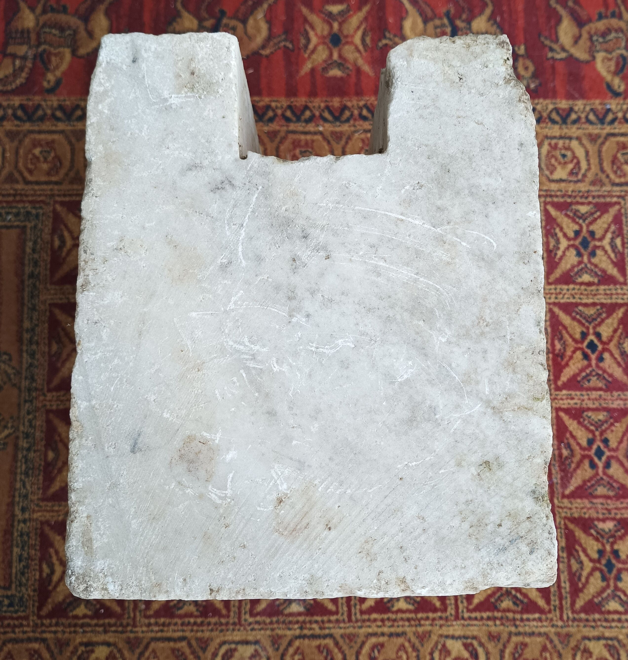 Sculpted Carrara marble stool column