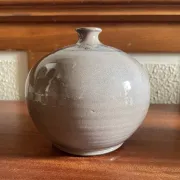 Ball vase pottery Millian