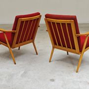 Paire de fauteuils Boomerang  rouge Antonin Suman pour Ton Bystrice Thonet