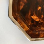 Plateau néo classique XXL en lucite écaille 1970