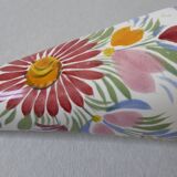 Quimper's earthenware bouquetière