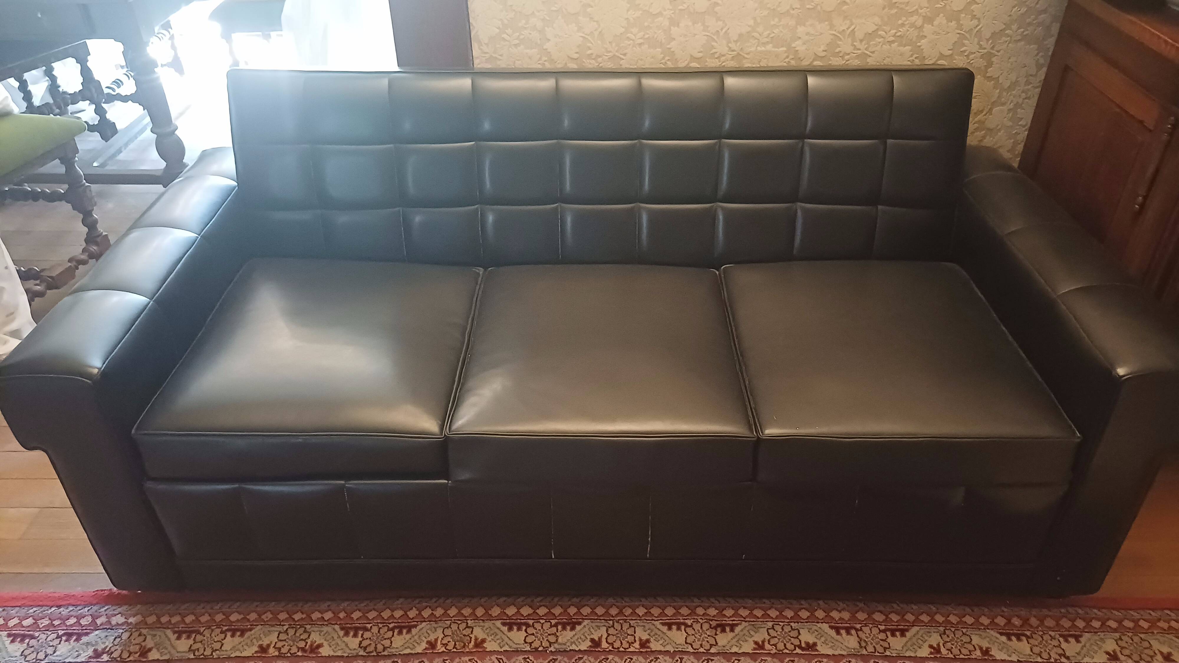 Canape vintage skai noir convertible