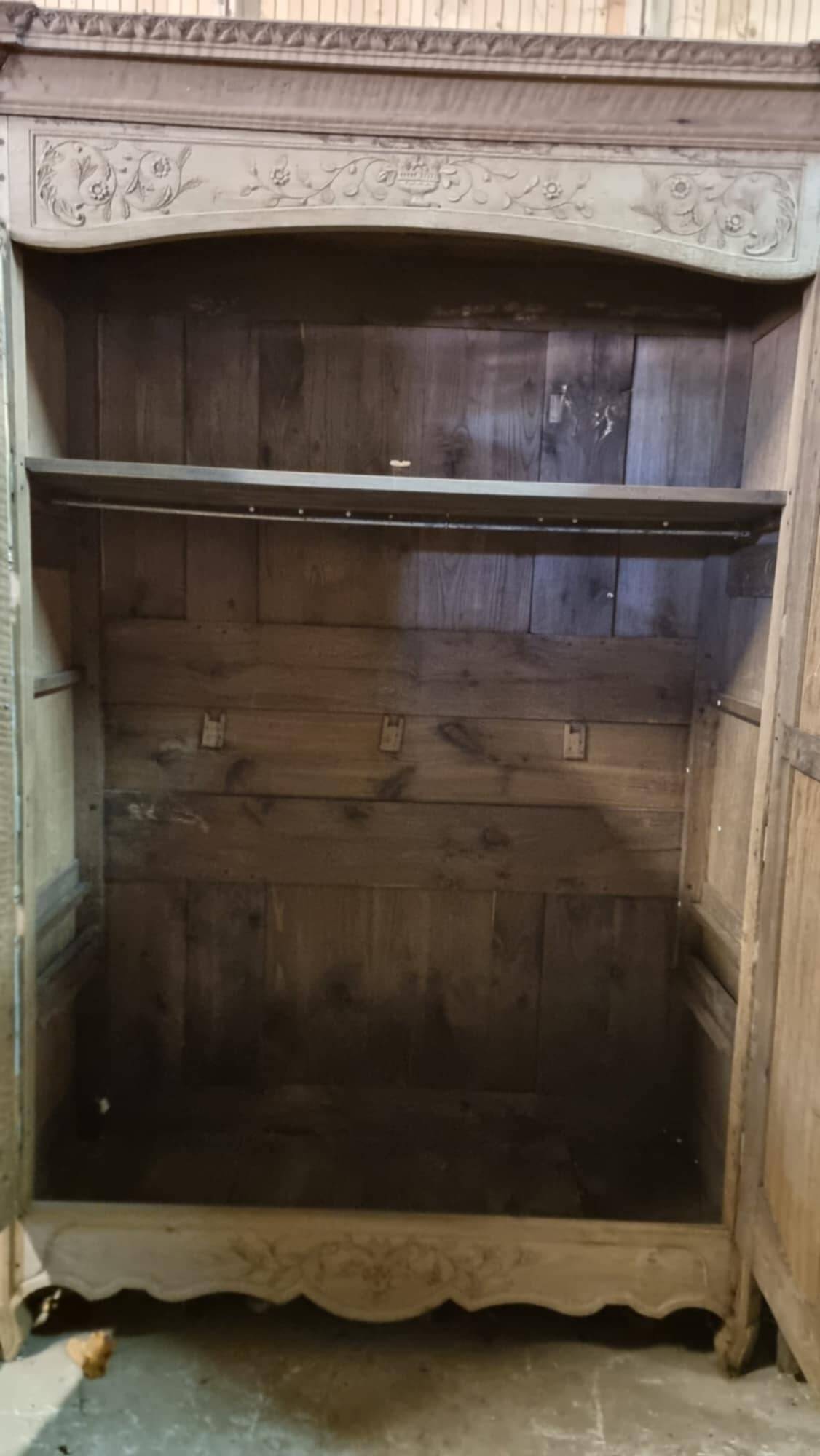 Armoire normande aerogommee