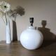 Lampe de salon blanche moderne céramique sphère | modèle Beaulieu