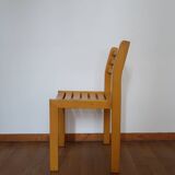 6 stackable wooden chairs